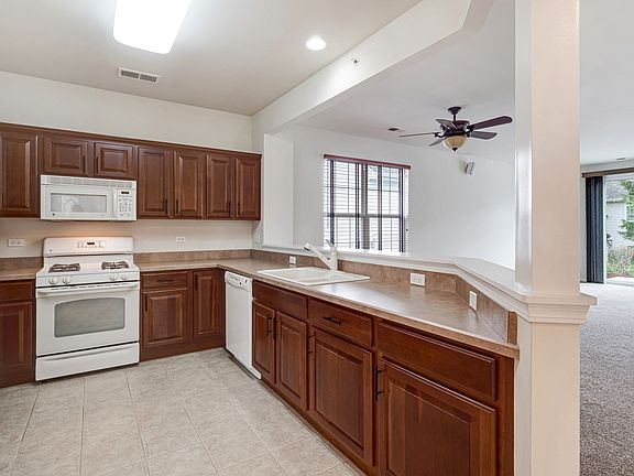 2nd image of 13465 Ivy Dr