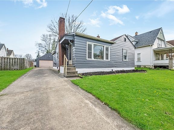 2nd image of 34 Helen Ave