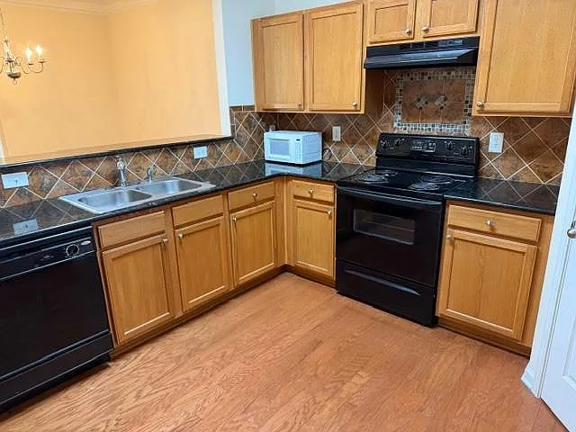 6147 Bellewood Ash Ln — Photo 14