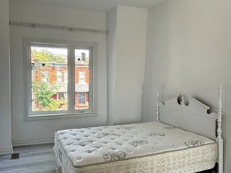 262 Clinton St #202 — Photo 5
