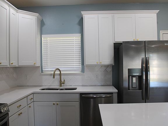 4th image of 14965 Turtle Creek Ranch Rd