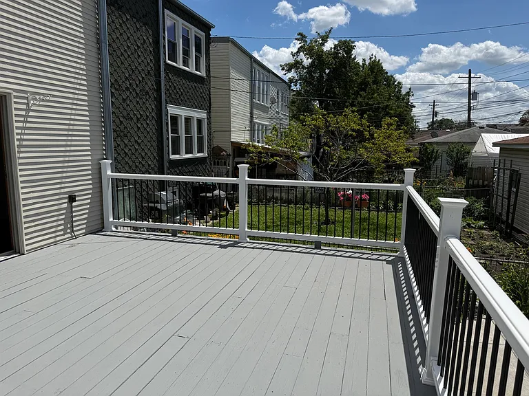 2252 N Laramie Ave #1 — Photo 14