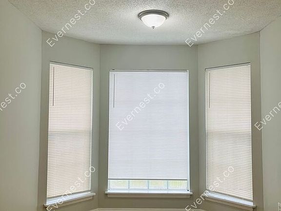 3rd image of 4121 Penwell Dr