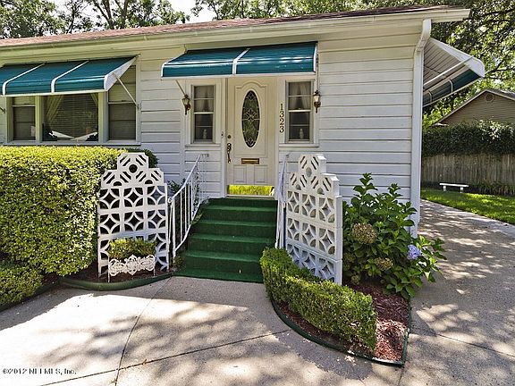 4th image of 1323 Azalea Dr