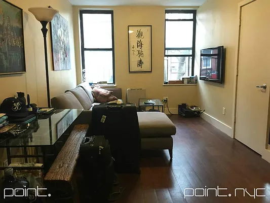 Rented by Point NYC | media 41