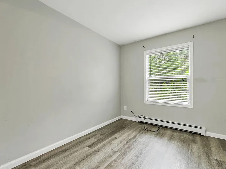368 Chesham Rd — Photo 16