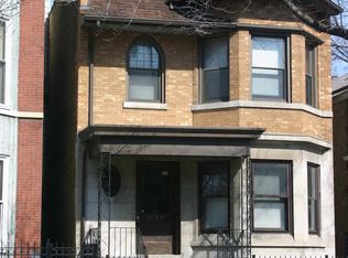 1128 W Addison St #1, Chicago, IL 60613