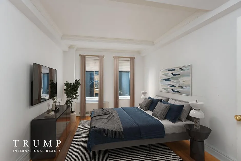 502 Park Avenue — Photo 4