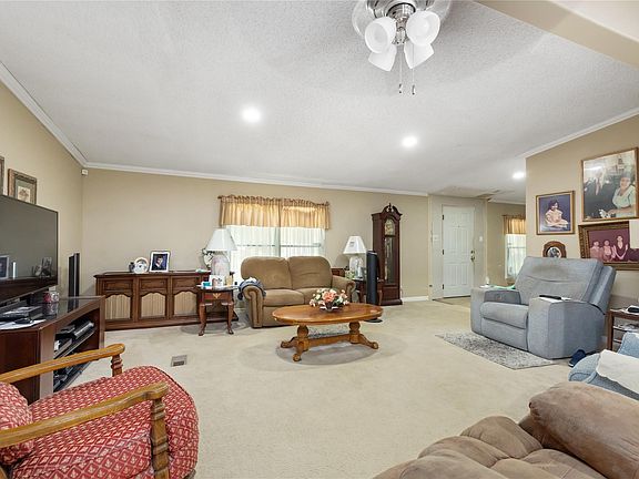 4th image of 18798 S Rayburn Dr