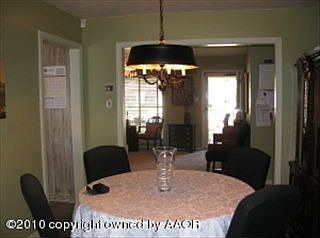 5th image of 1114 Broadmoor St