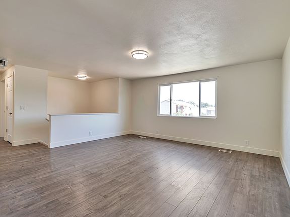 4th image of 3930 S Elaine Dr