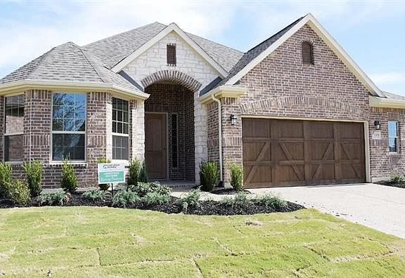 4th image of 1600 Abercorn Ln