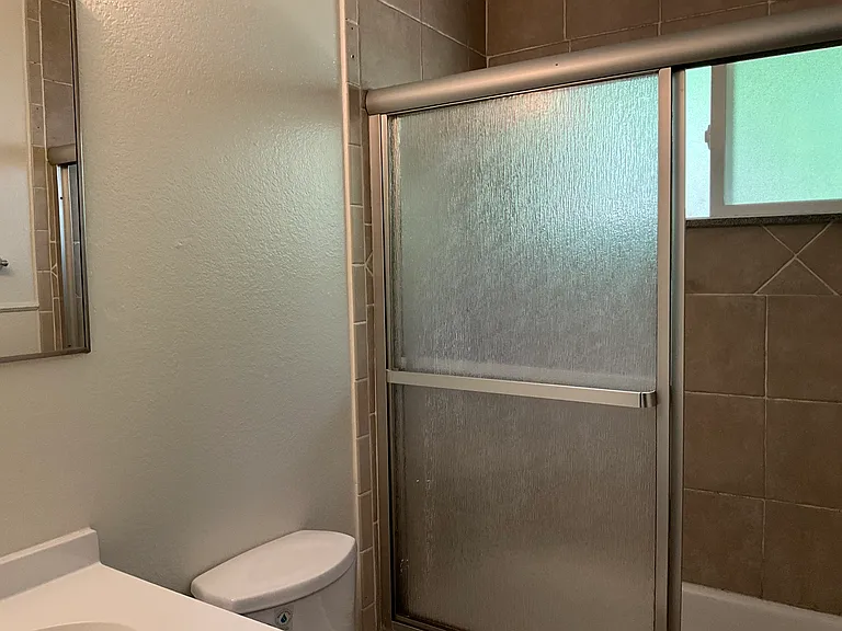5809 Hazel Ave — Photo 8