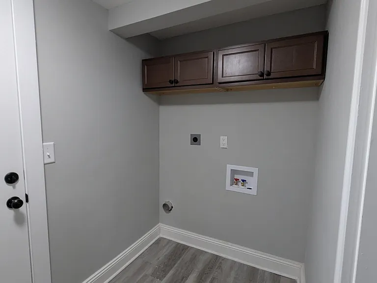 706 Zane Perkins Dr — Photo 2