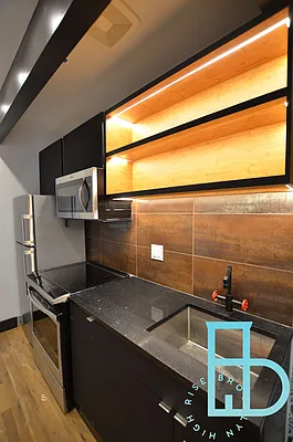 Rented by Miron Realty Group | media 33