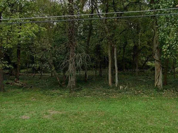 8500 Roland Ave, Lyndon, KY 40222
