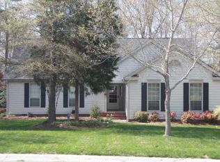 8025 Hunley Ridge Rd, Matthews, NC 28104