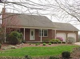 2760 Ridge Rd, Zanesville, OH 43701