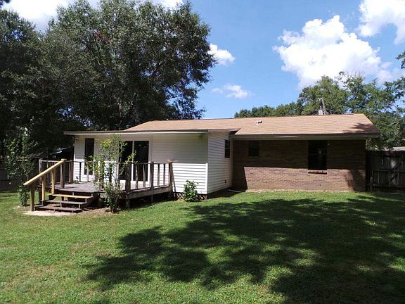 3rd image of 1144 Woodlake Dr