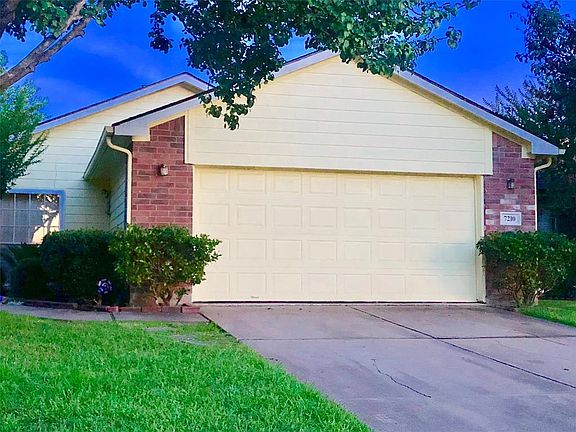 3rd image of 7210 River Pines Dr