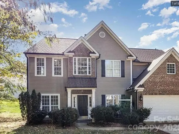 1212 Oakdale Commons Ct, Charlotte, NC 28216