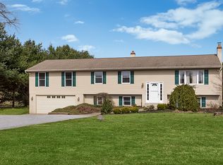107 E Doe Run Rd, Kennett Square, PA 19348