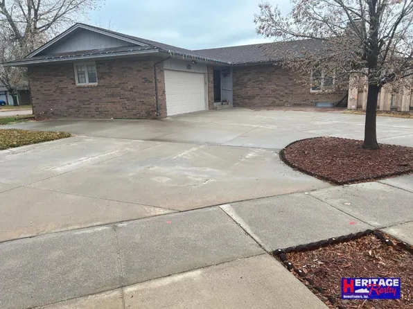 2618 N Coachman Ln, Garden City, KS 67846
