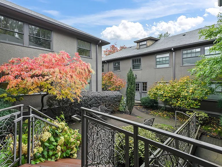 Forest and Garden Apartments — Photo 7