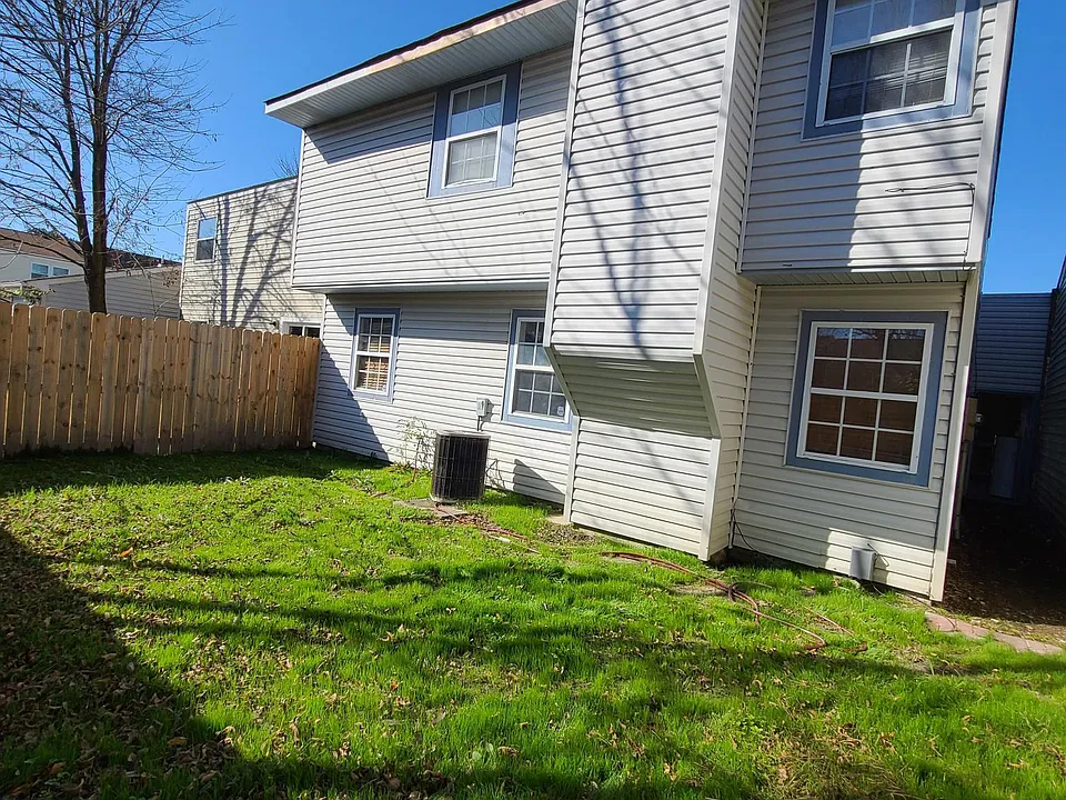 1162 Old Clubhouse Rd