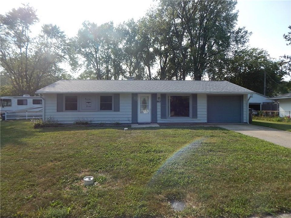 1st image of 1915 Woodbine Dr