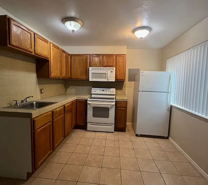 4505 Riverside Blvd