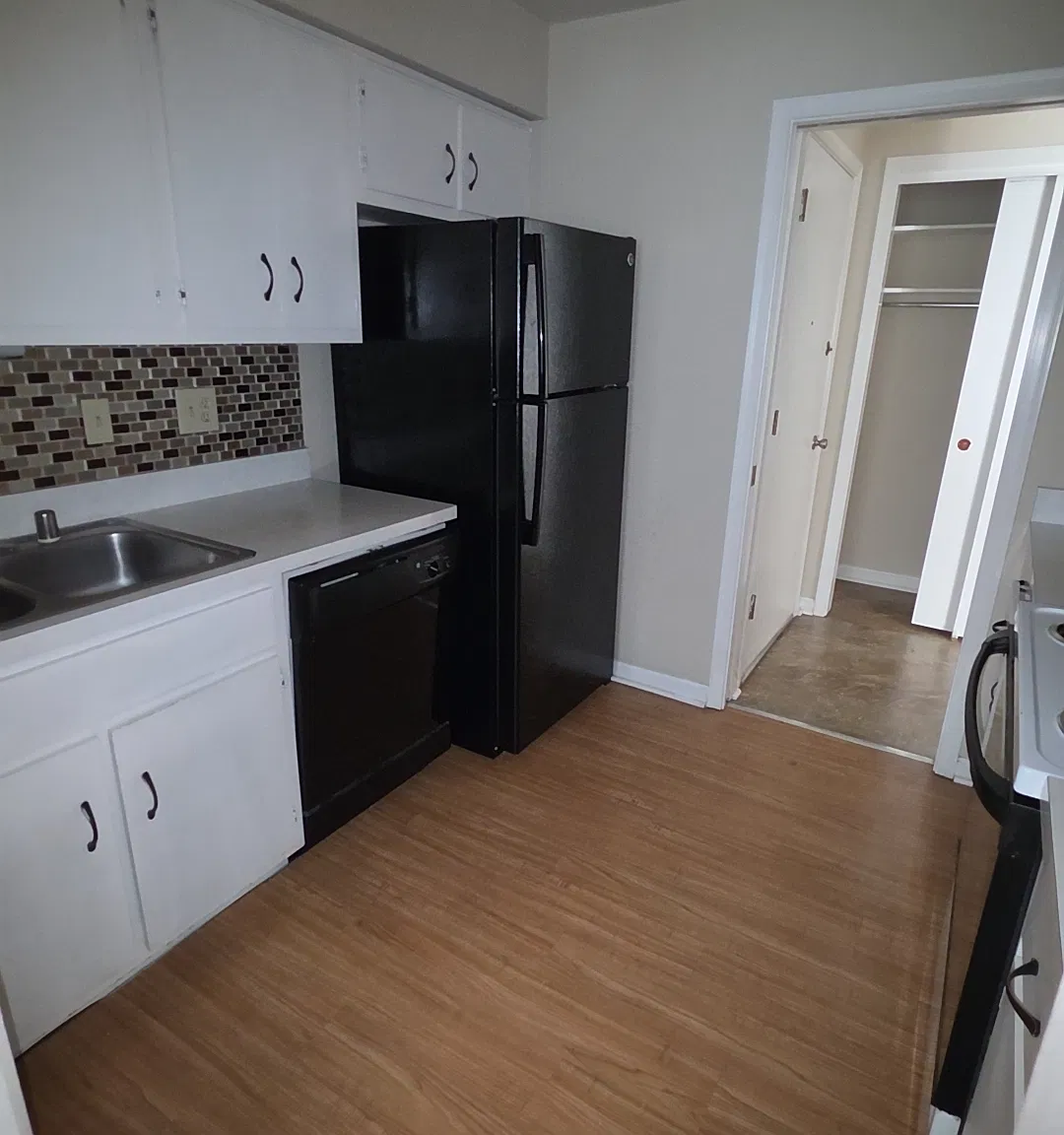 2 bed, 1000 sqft, $1,450 — Photo 4