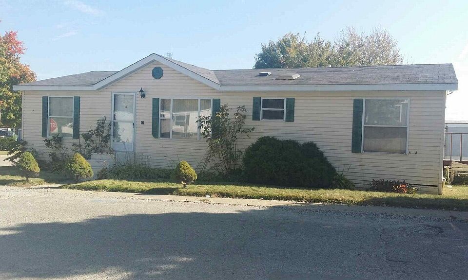 1st image of 17 Cardinal Hill Dr