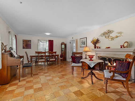 5th image of 214 Washington Cir