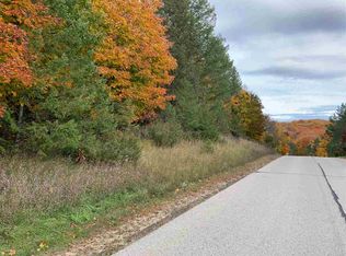 3388 Middle Rd, Harbor Springs, MI 49740