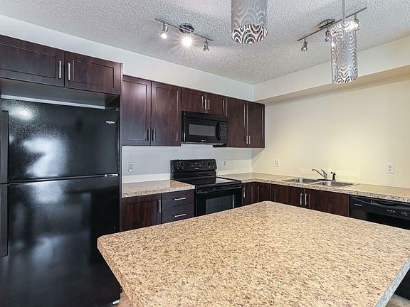 5th image of 279 Copperpond Cmn SE #1205