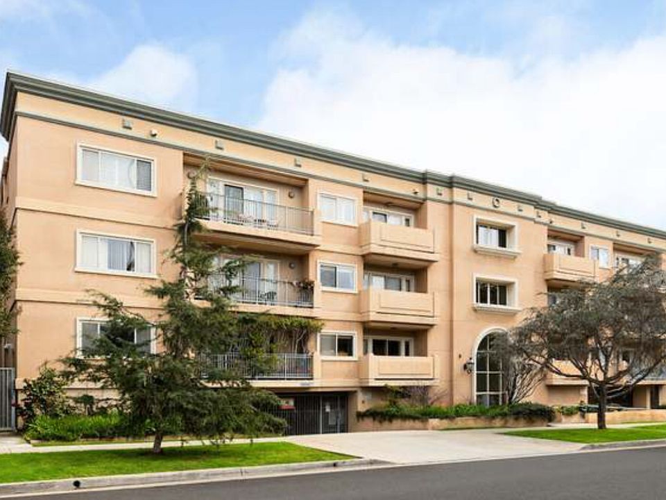 1st image of 937 12th St APT 101