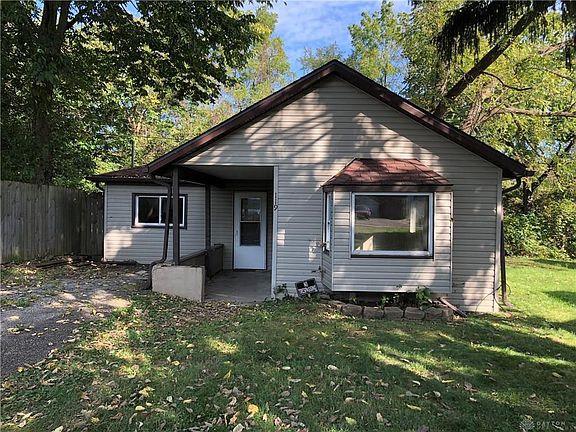 2nd image of 119 Loretta Dr