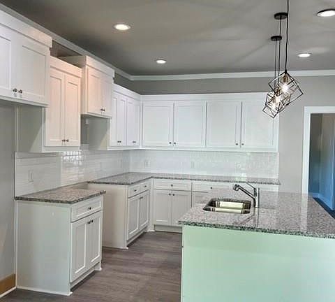 2nd image of 3155 Palo Alto Dr