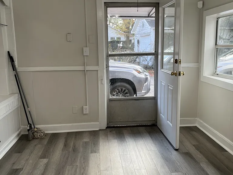 1722 Georgia Ave — Photo 5