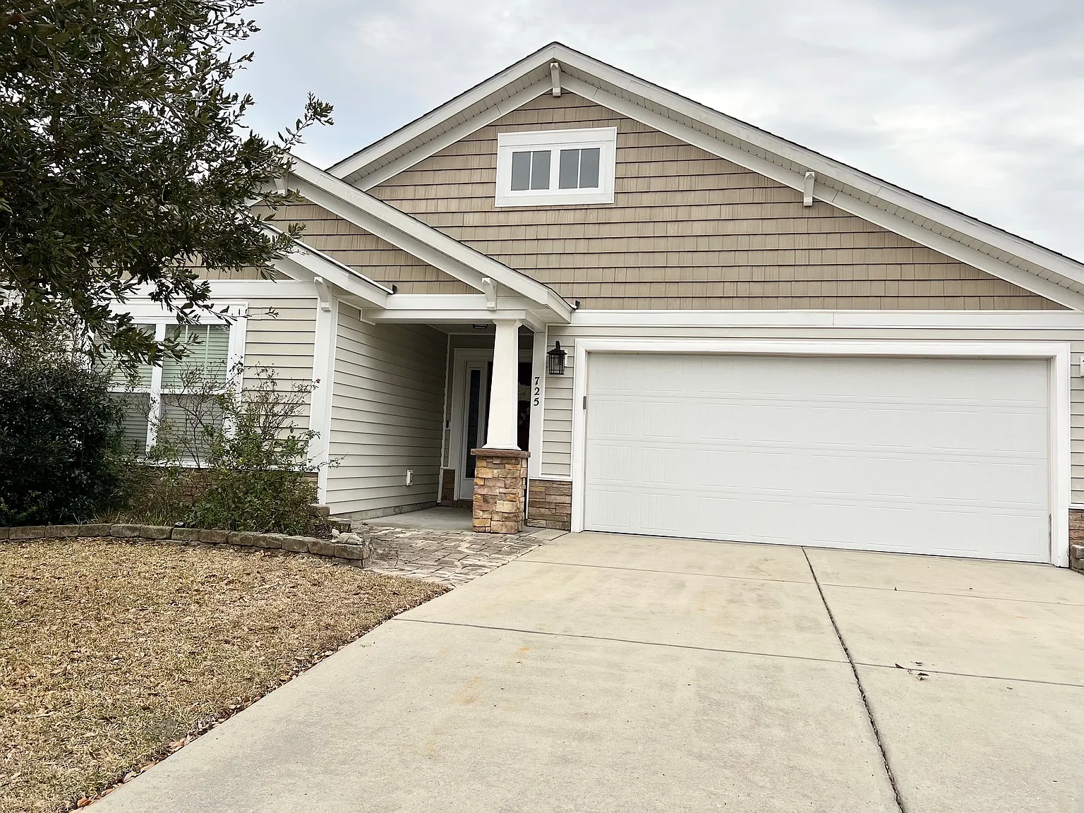 3 bed, 1838 sqft, $2,000 — Photo 4