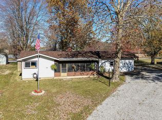 206 Winding Dr, Alexandria, IN 46001