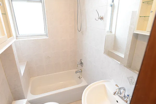 Rented by Residents Team | media 38