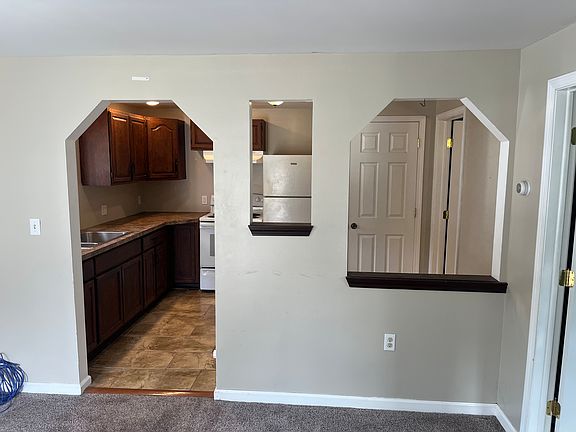 3rd image of 273 William St
