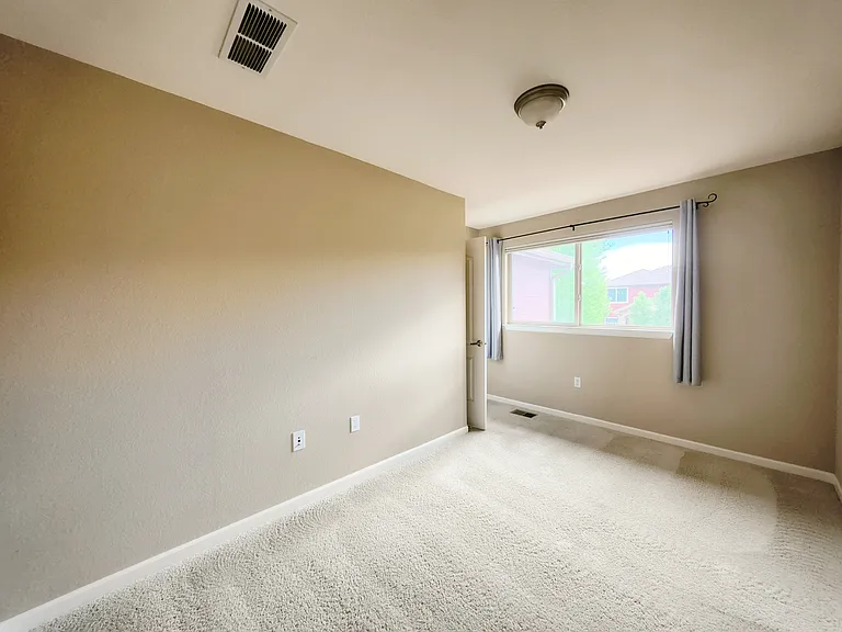 8555 Gold Peak Dr #F — Photo 12