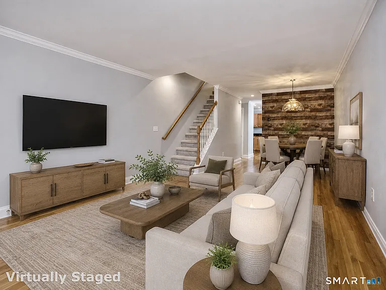 39 Maple Tree Ave #52 — Photo 6