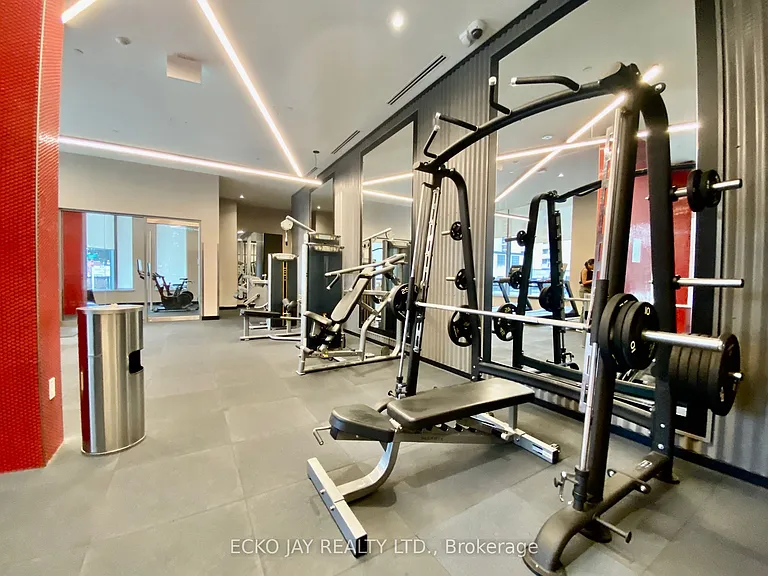 212 King William St #903 — Photo 24