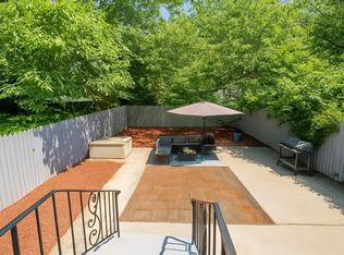 136 Ege Ave, Jersey City, NJ 07304