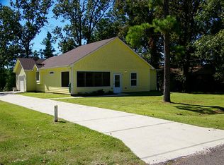 535 Palmetto Dr, Livingston, TX 77351