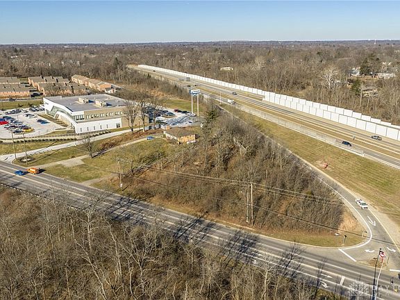 4th image of 704 W Galbraith Rd